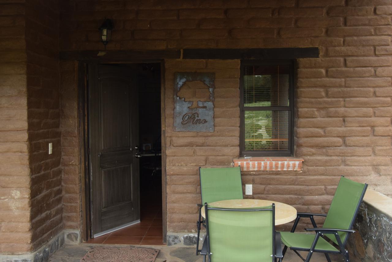 Cabanas El Roble Villa Tapalpa Buitenkant foto